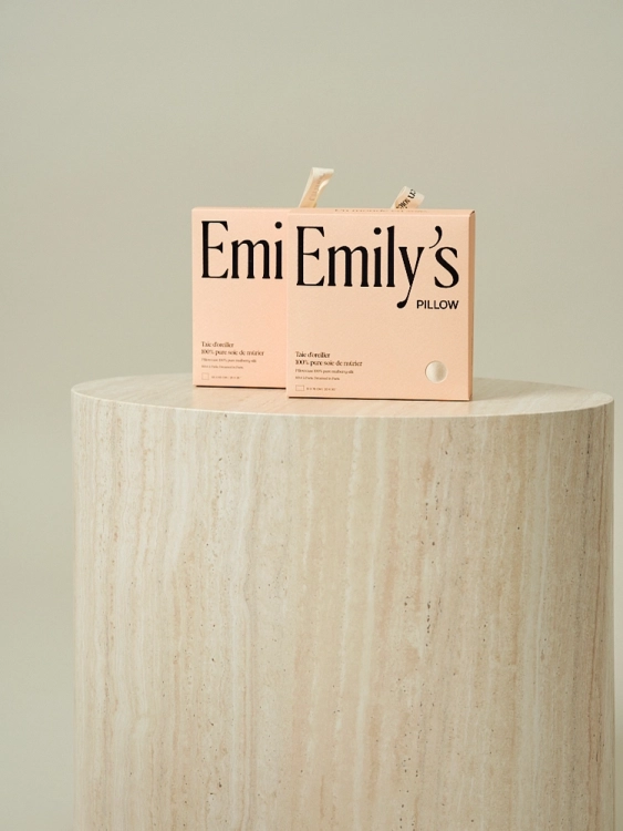 emilys-pillow-jedwabna-poszewka-opakowanie-premium.webp
