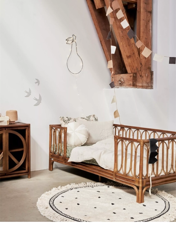 Dywan Anna Tapis Petit w jasnej aranżacji wnętrza